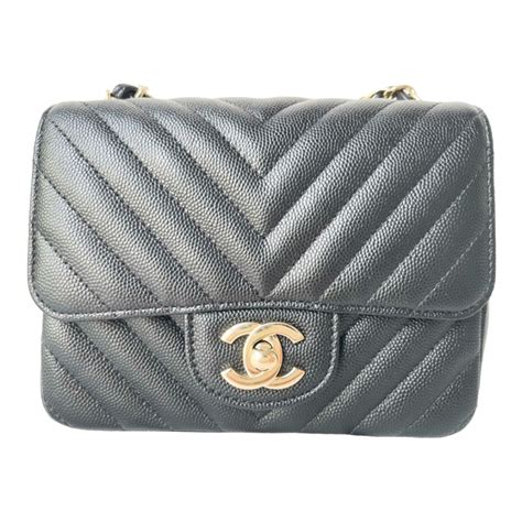 chanel 18b wallet|Chanel wallet cost.